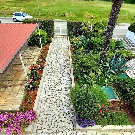 Apartment A4 Ines Near Beach بوريتش المظهر الخارجي الصورة