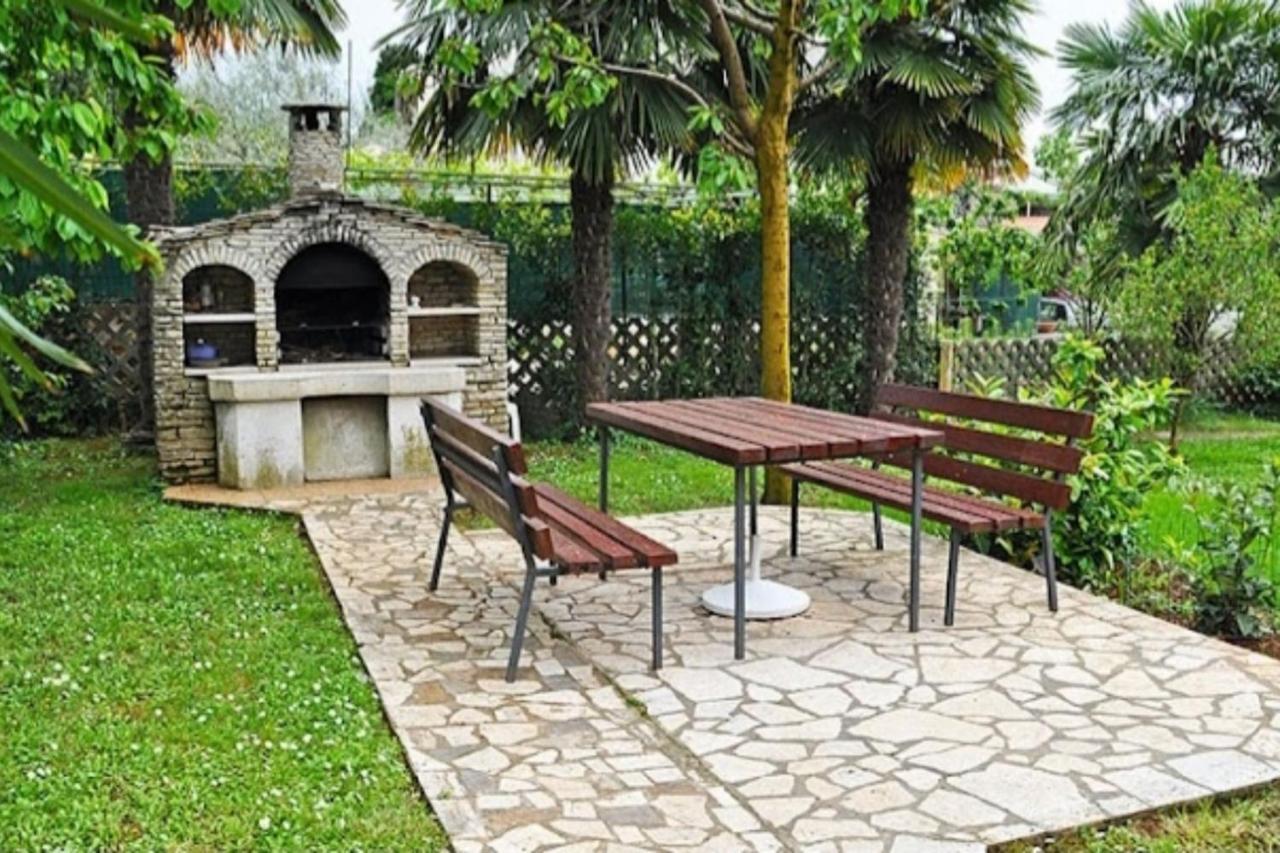 Apartment A4 Ines Near Beach بوريتش المظهر الخارجي الصورة